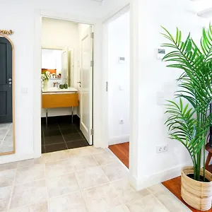 Young Spirit Apartment