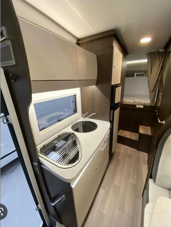 Botel Portugals Infinity - Autocaravana Luxo Hotel Faro